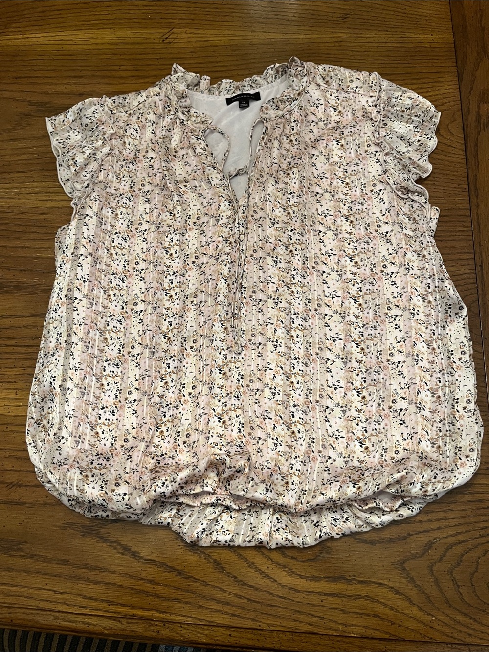 Tamara H Floral Ruffle-Sleeve Blouse, size large
